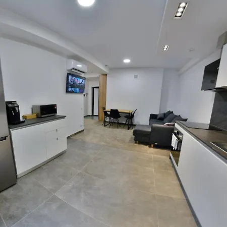Apartment Oneclickrenrt Oasis Chisináu Exterior foto